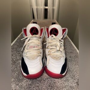 Jordan 6 Rings Shoes Youth Size 6Y White Black Red DQ8431-106 Retro Basketball